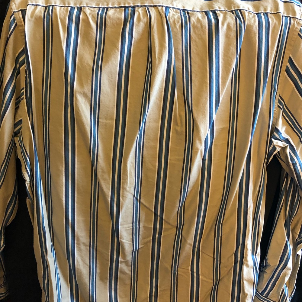 J. Crew Men’s Stripe long Sleeve shirt Size Medium Classic.